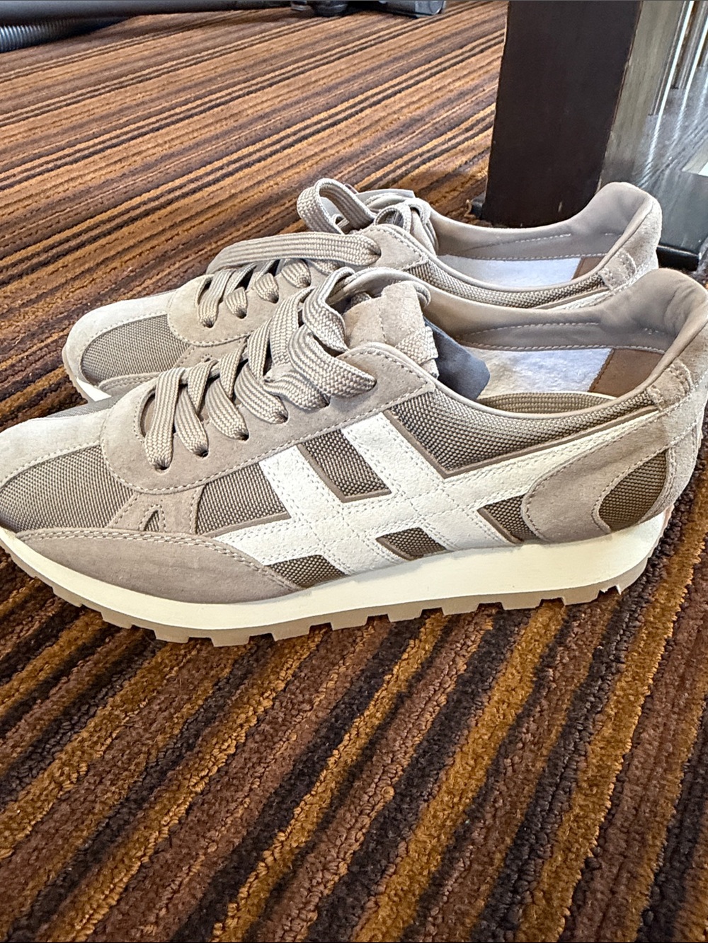 New Hogan Taupe Sneakers with White Side Stripe size 7